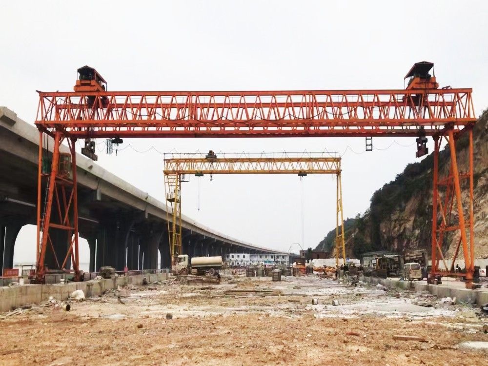 ME型双小车桁架门式起重机