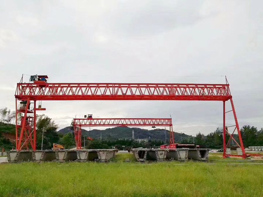 河南起重机械厂家包头龙门吊直销、提梁机、门式起重机