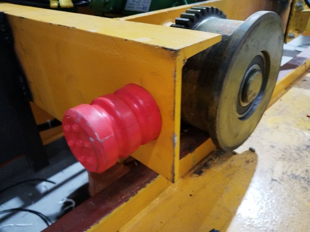 起重机缓冲器、橡胶防撞胶、聚氨酯缓冲器