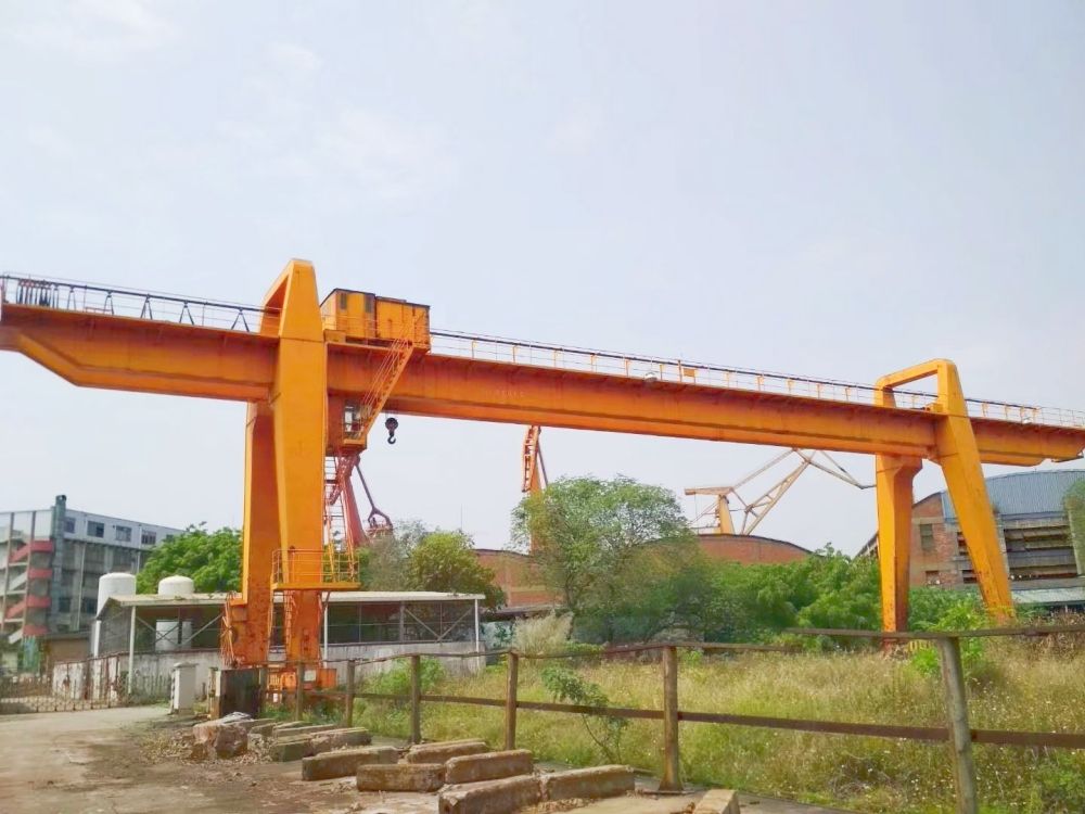 龙门吊维修.jpg