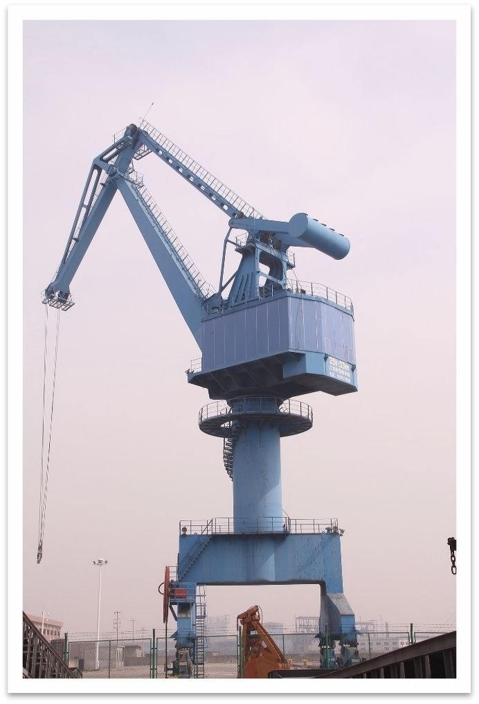 江苏亿达港口MQ2533门座机