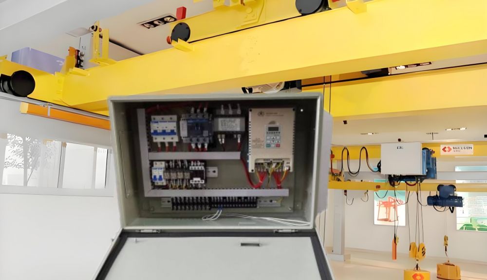 伍大起重专用变频器行车变频器行吊变频器电动葫芦变频器