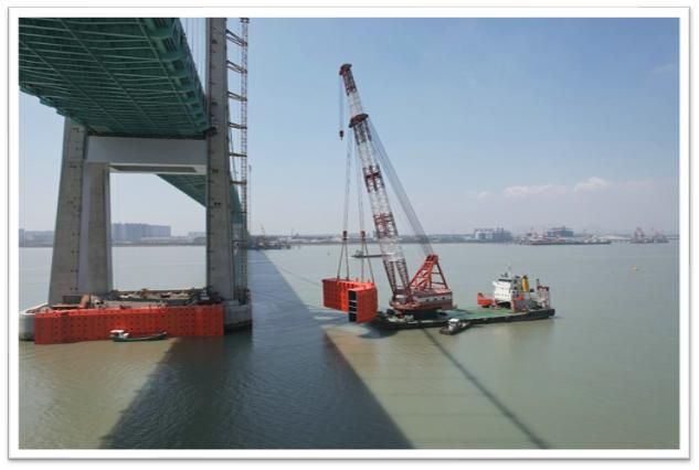 中交第二航务工程局 北口大桥防撞套箱