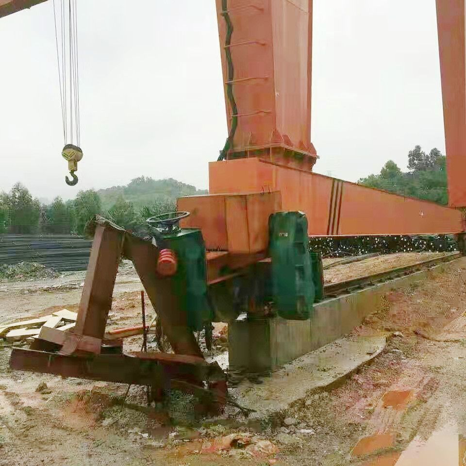 龙门吊事故图.jpg