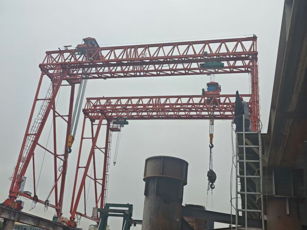 西安龙门吊、工程门机、提梁机龙门吊